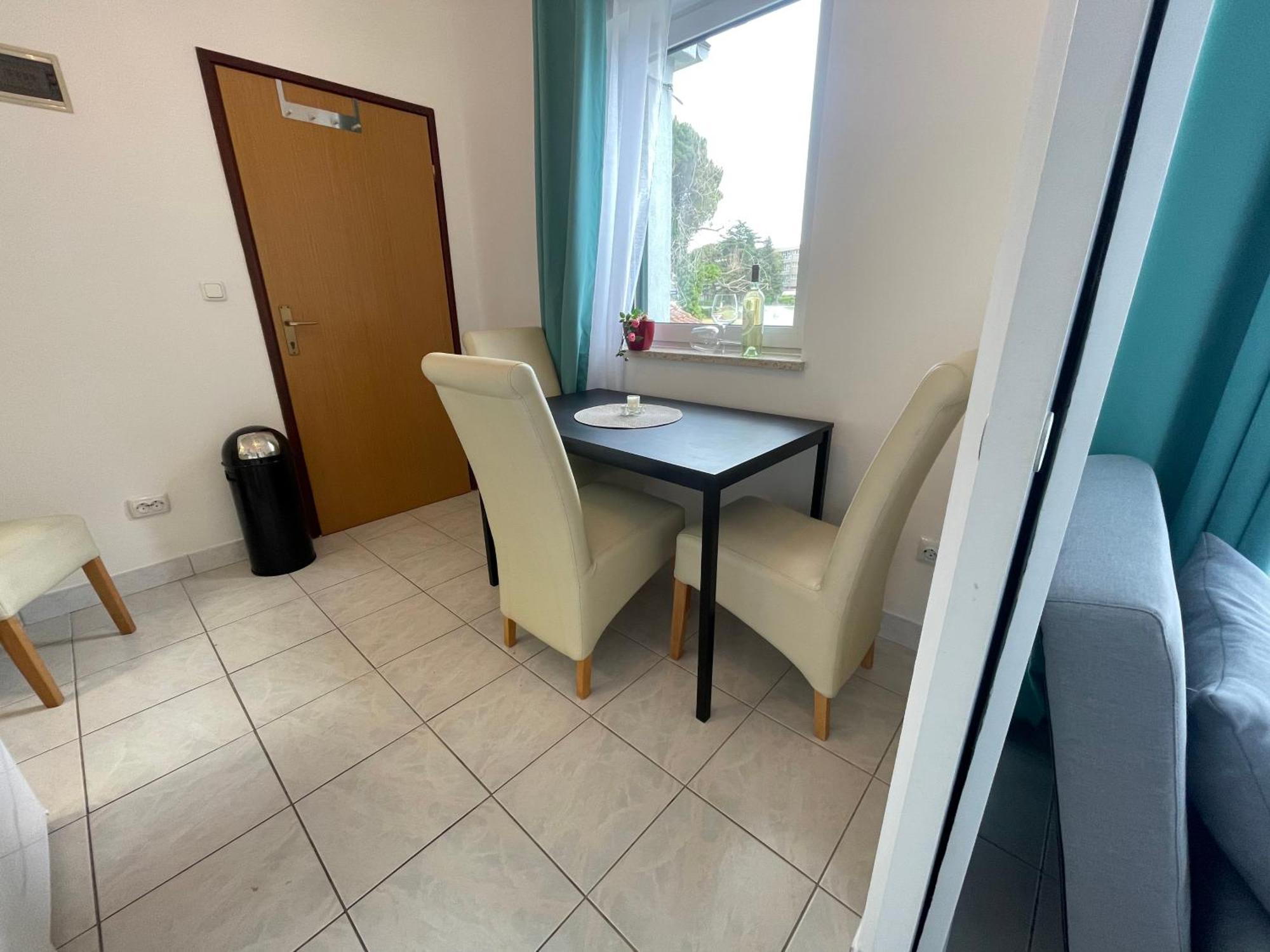 Enna Apartment 4 Meerblick Perfect Location 메덜린 외부 사진